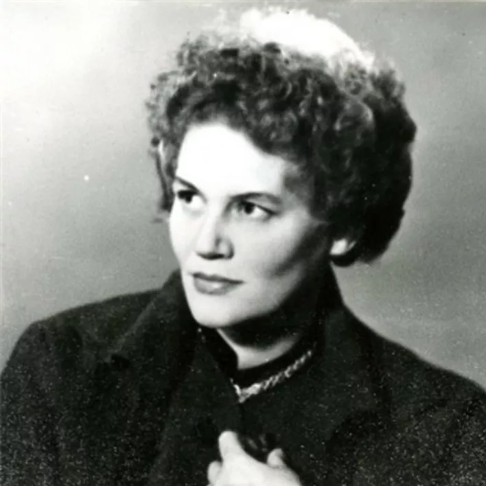 Вірші Ліни Костенко